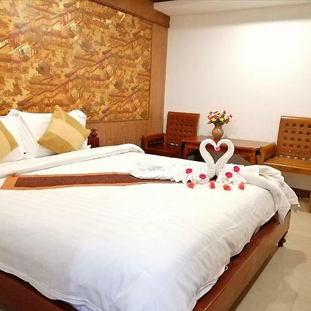 Boutique Hotel Pattaya Exterior photo